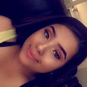 Meet your Posher, Destiny